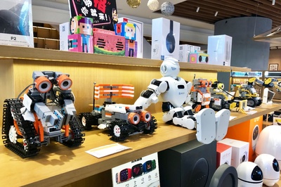 蘇寧易購超級(jí)云店落戶華強(qiáng)北，智能產(chǎn)品銷售如何重塑深圳購物新認(rèn)知